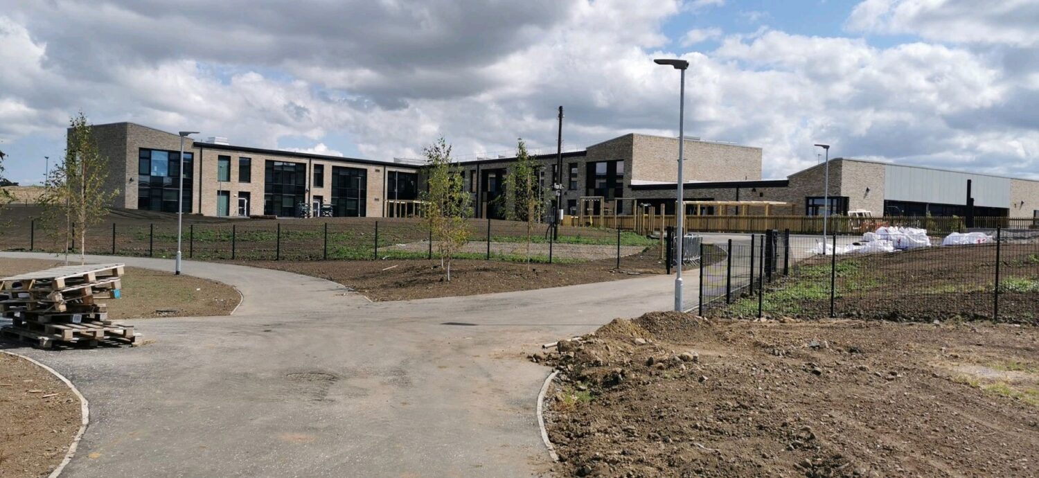 Calderwood Primary School Completes Ahead of Schedule